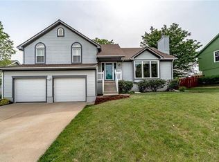 1101 NE Florence Ave, Lees Summit, MO 64086