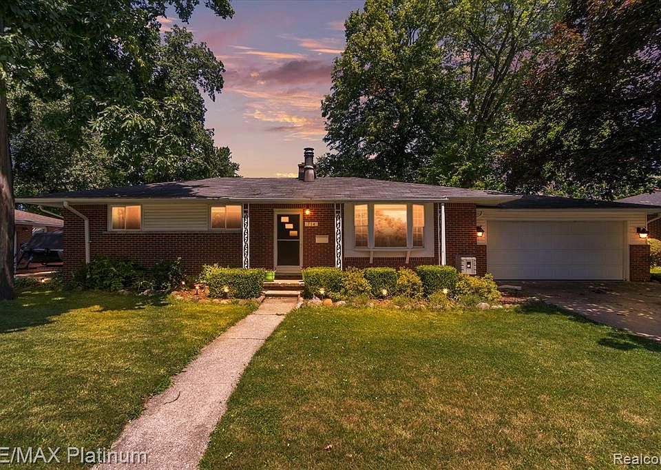 1st image of 714 Briarwood Ln