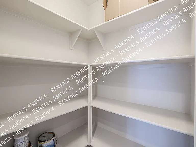 8817 W Luke Ave — Photo 13