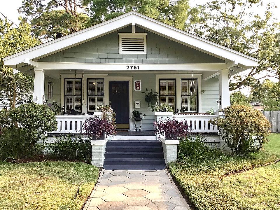 1st image of 2751 College St
