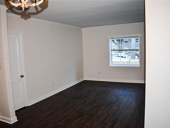 4th image of 3519A Hanover Ave #A