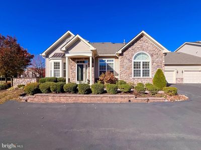 240 Willow Dr, Newtown, PA, 18940