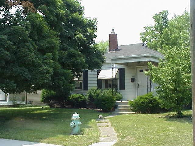 1st image of 1956 N Drexel Ave