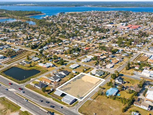 1306 Florida Ave, Lynn Haven, FL 32444