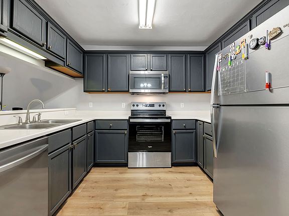 5th image of 241 Dixie Dr #3