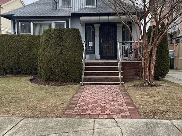 163 Beaumont St, Brooklyn, NY 11235
