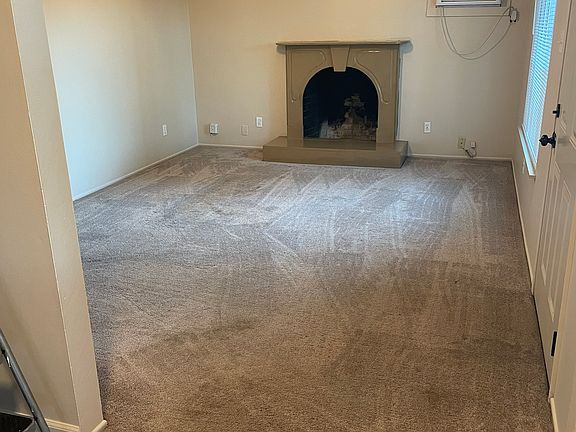 3rd image of 1640 Hughes Cir