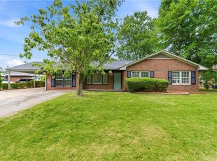 393 Old Acworth Rd, Dallas, GA 30132