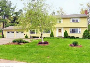 25 Blue Ridge Dr, South Windsor, CT 06074