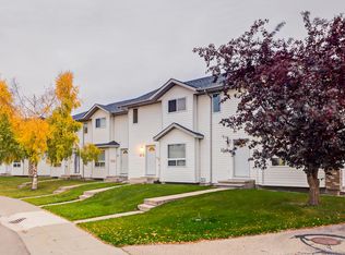 27 Halman Cres #20, Red Deer, AB T4N 6J9