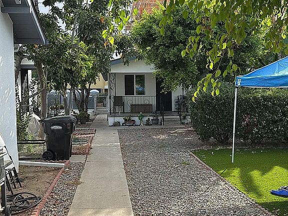 3rd image of 4039 Van Dyke Ave #4