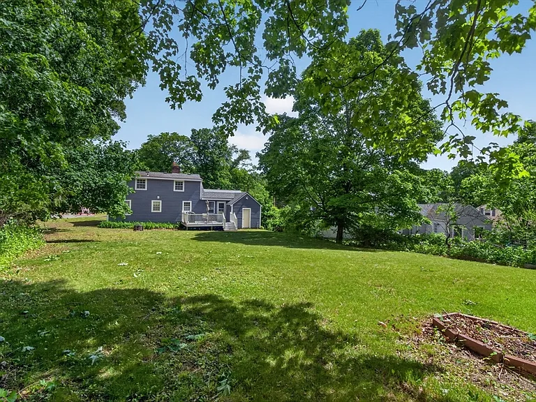 1 Abbott Cir — Photo 23