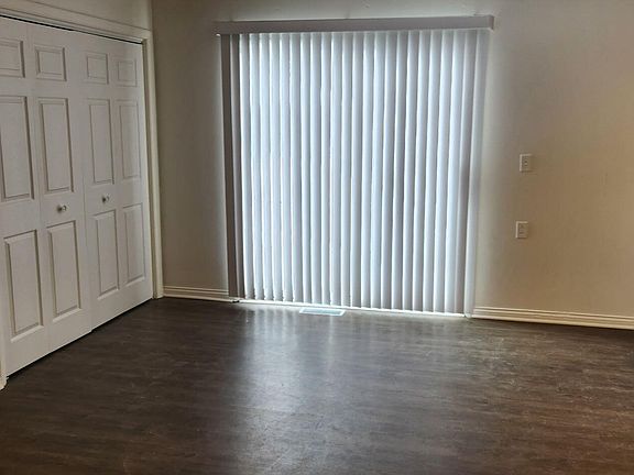 4th image of 722-1 Capitol Rd