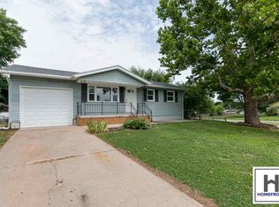 1402 Dries Cir, Junction City, KS 66441
