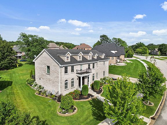 3rd image of 8993 Parkside Ln