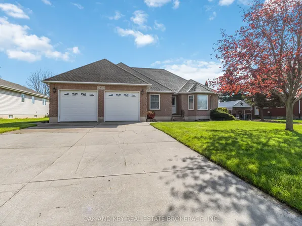 6 Backus Dr, Norfolk County, ON N0E 1M0
