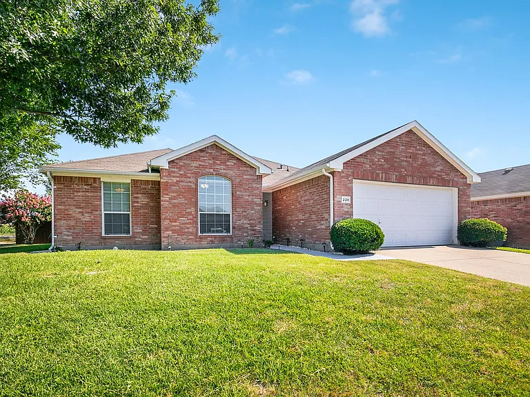 228 Meadow View Ln — Photo 33