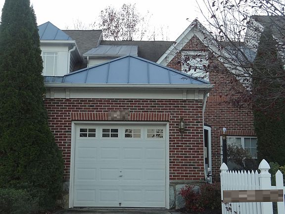 3rd image of 13142 Brooktree Ln