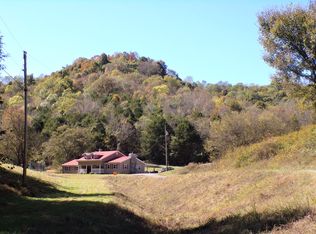 1213 Davis Rd, Dowelltown, TN 37059