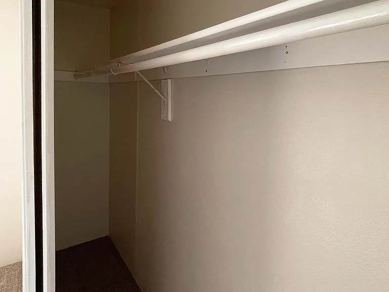 6106 SE Boise St — Photo 33