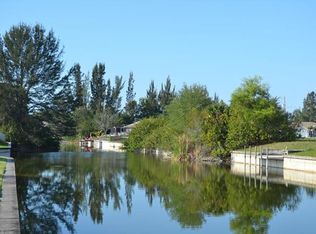 1416 SE 5th Pl, Cape Coral, FL 33990