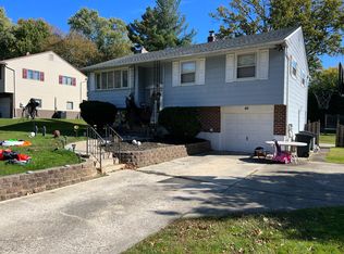 46 Anvil Rd, Aston, PA 19014