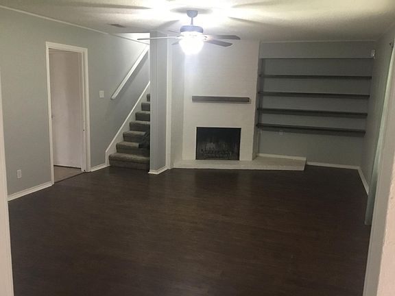 2nd image of 2103 Park Hill Dr