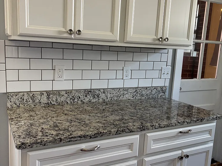 912 Garrison Ave — Photo 9
