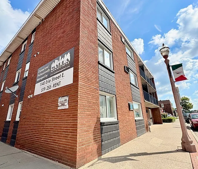 1140 Erie St E #104 — Photo 1
