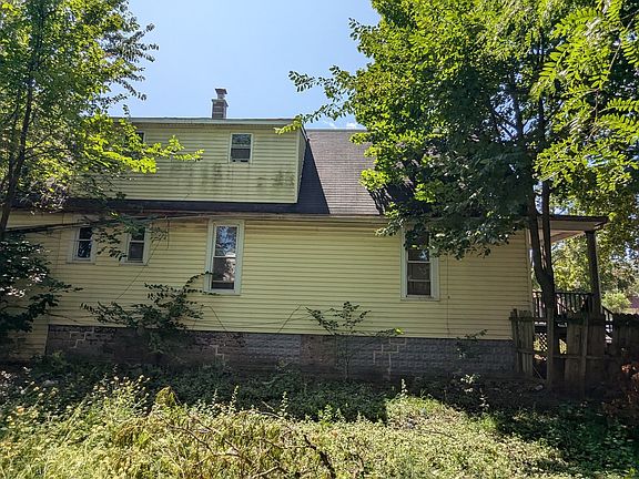 3rd image of 11839 S State St