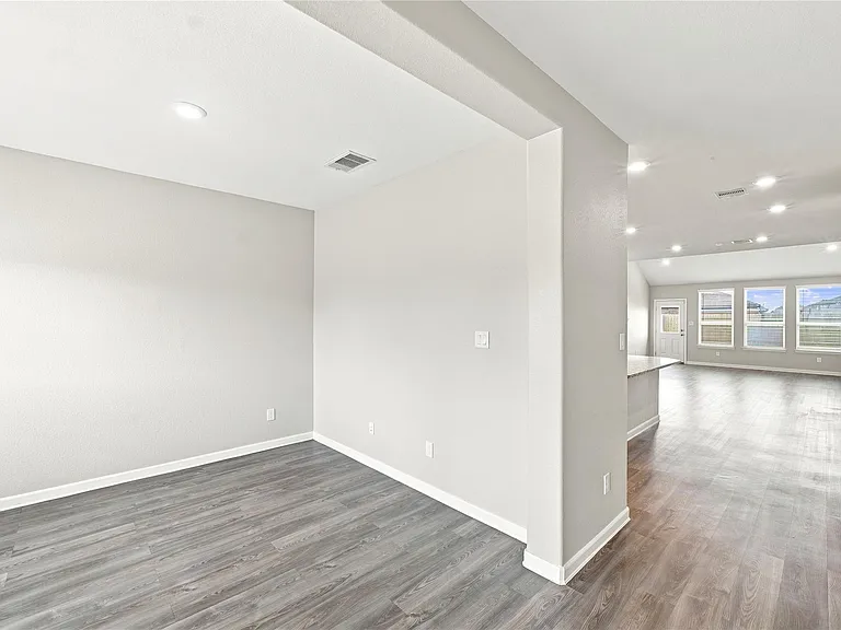 32311 Melbrooke Dr — Photo 7