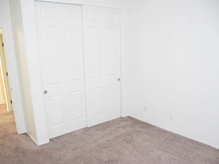 6235 Shamrock Lake Ave — Photo 15