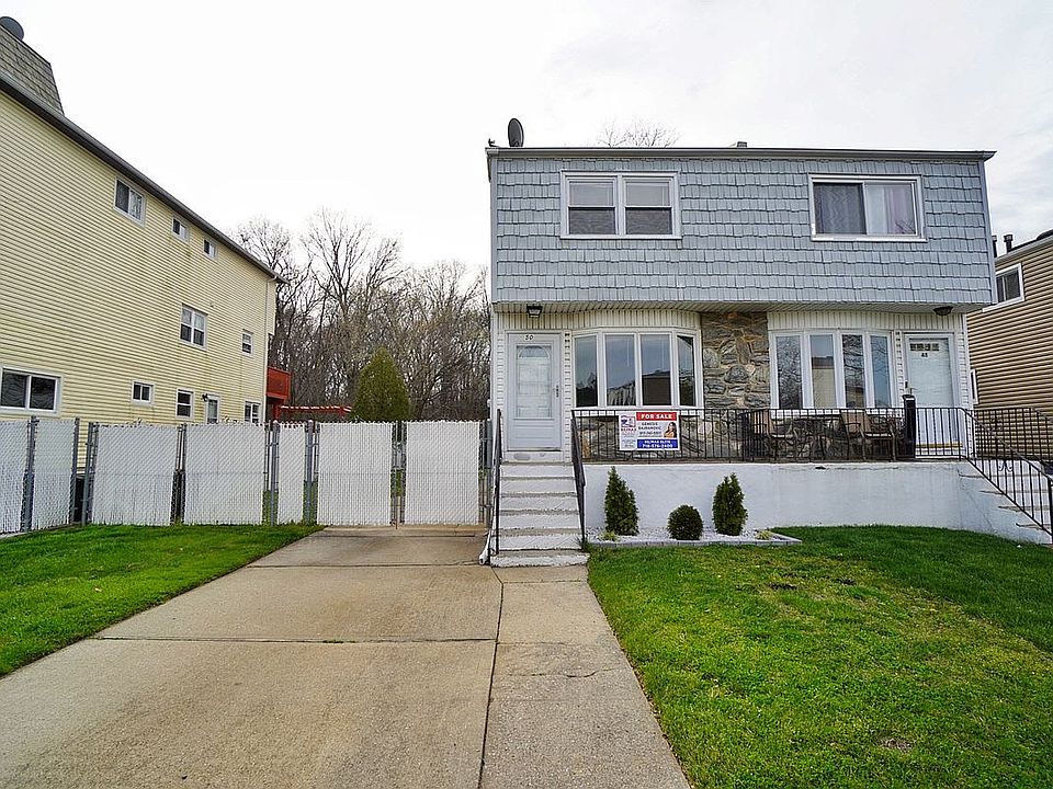 1st image of 50 Mulberry Ave