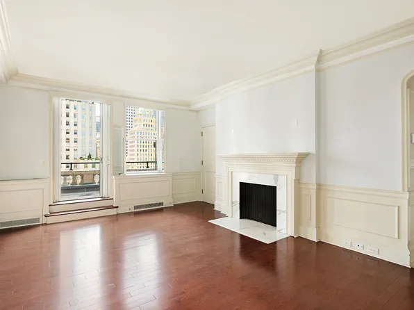 781 5th Avenue image 7 of 15