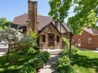 720 Oak St, Manitowoc, WI 54220