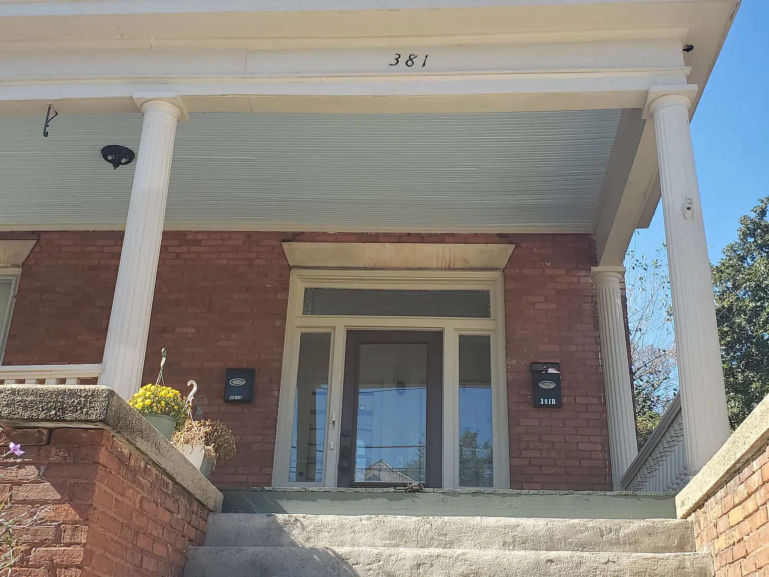 2 bed, 1.5 bath, 1250 sqft, $1,050 — Photo 4