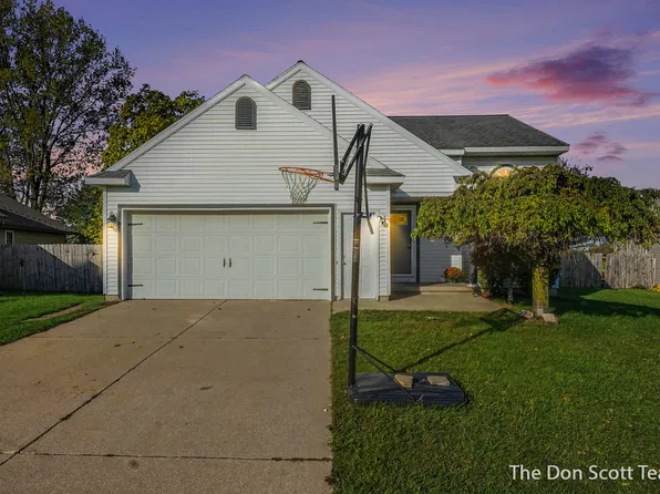 3639 Haymeadow Ave, Ravenna, MI 49451