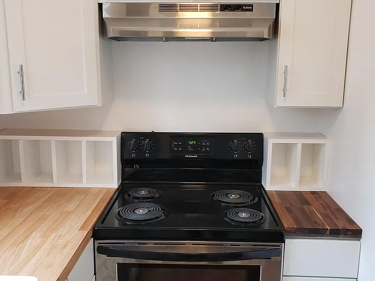 New Stove / Countertops / Cabinets