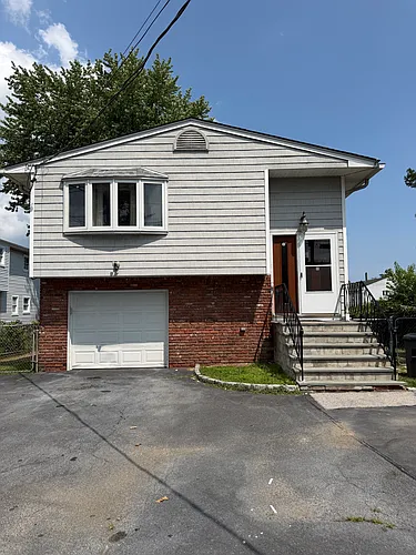 263 Commack Rd #1 Photo 1