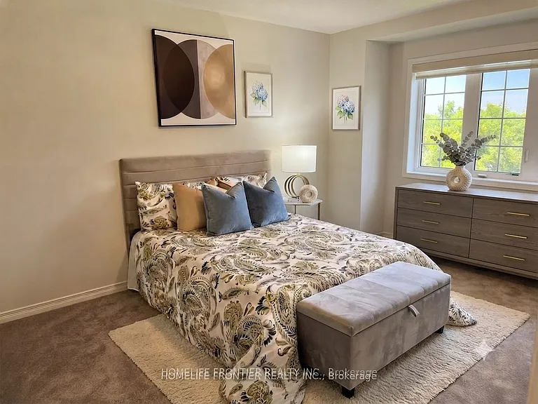 127 Munro Cir — Photo 8
