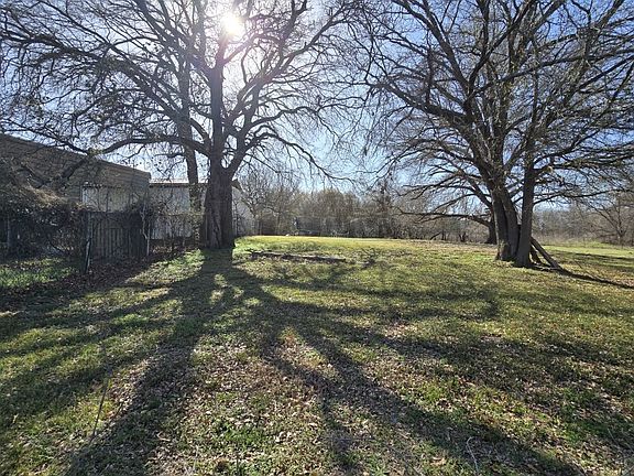 4th image of A Lake Shore Dr Lot 9