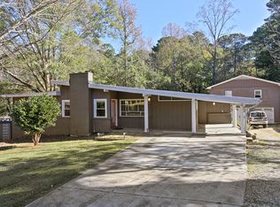 2489 Pine Lake Rd, Tucker, GA 30084