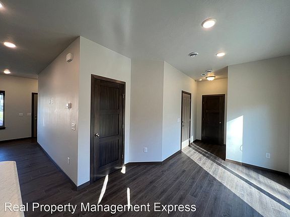 4th image of 3511 E Siasconset Pl