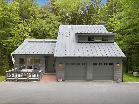 2nd image of 19 Hummingbird Hill