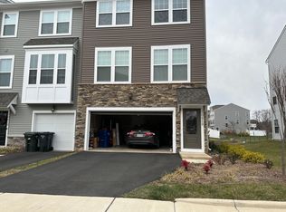 10610 Sheffield Glen Ln, Manassas, VA 20112