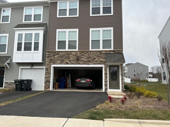 10610 Sheffield Glen Ln