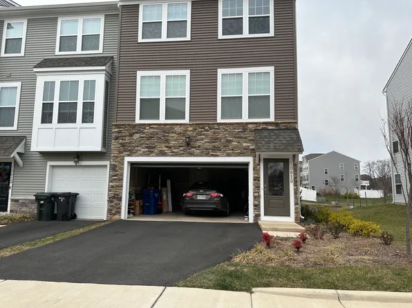 10610 Sheffield Glen Ln, Manassas, VA 20112