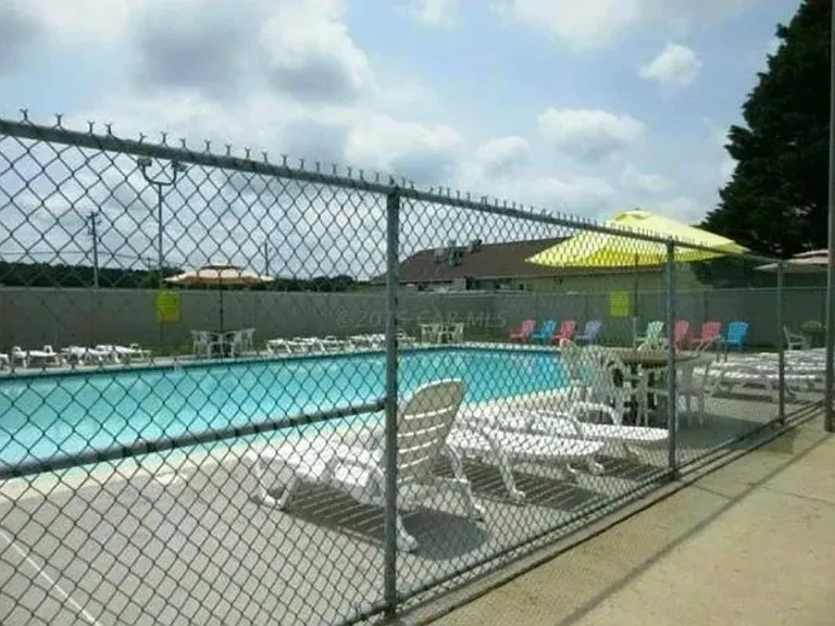 902 Tamarac Dr — Photo 15