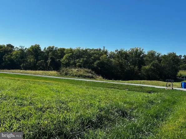 7192 Rosalees Way, Frederick, MD 21701