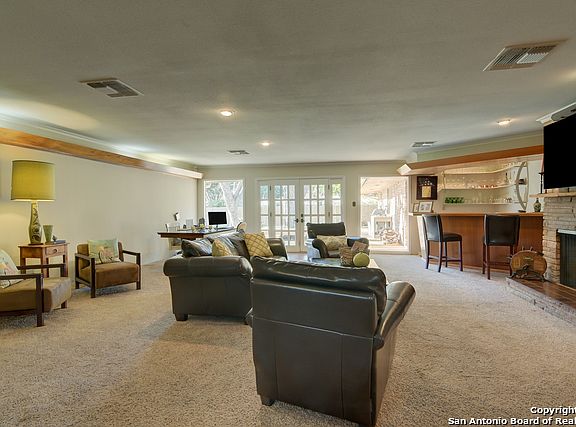 5th image of 111 Briarcliff Dr
